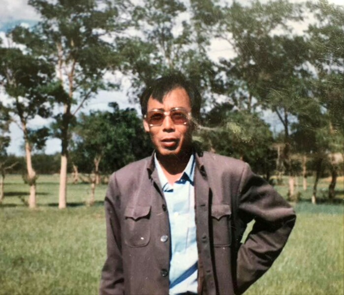 ʷ
