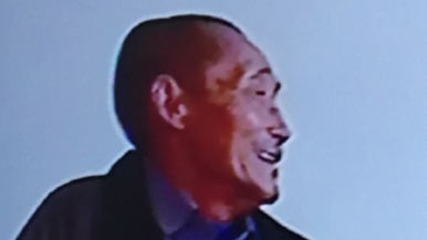 -Ӣ