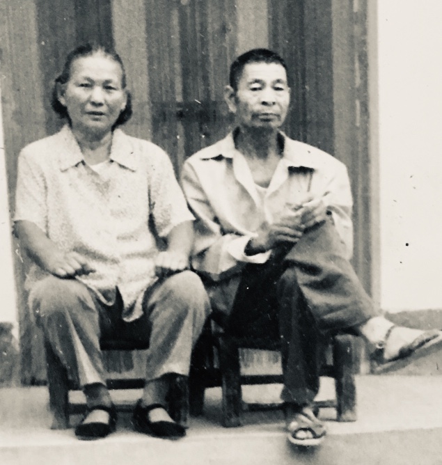 慈父:苌     廷-慈母:郭宏义纪念馆