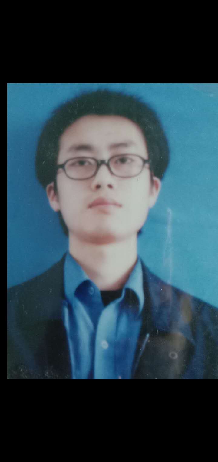 춫