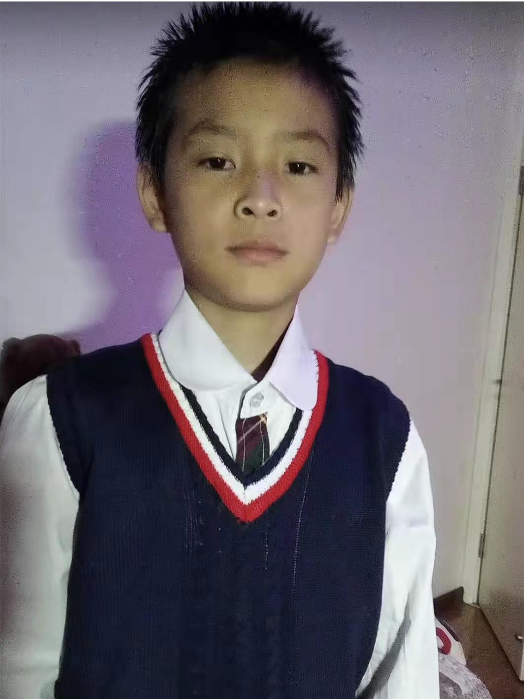 ̸