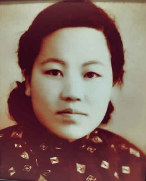 Կ־-緼